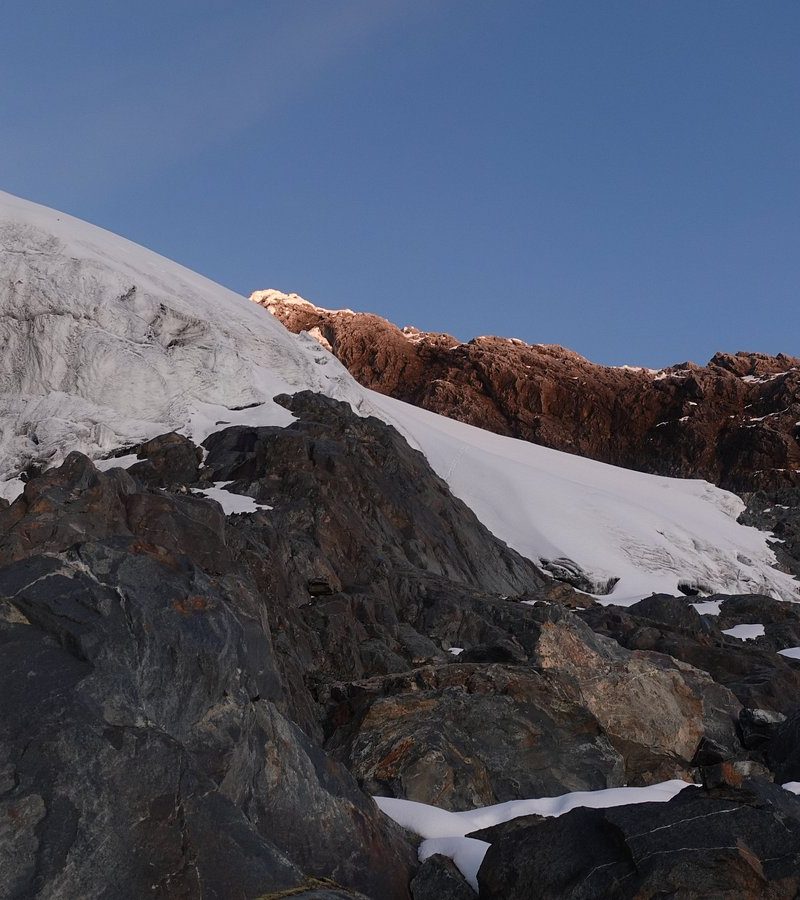 Hiking to the top of Rwenzori Mountains